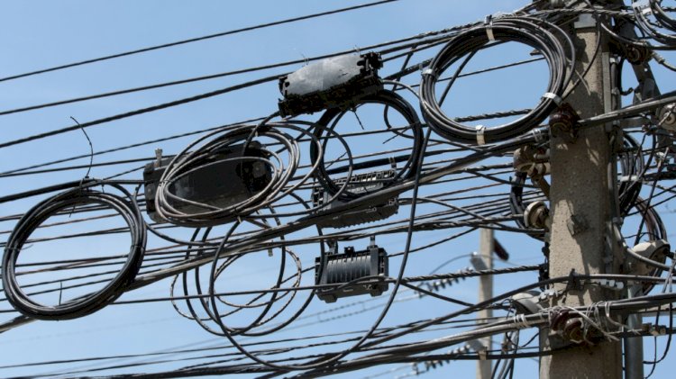 Impasse sobre uso de postes entre Energisa e provedores ameaça deixar Sergipe sem internet